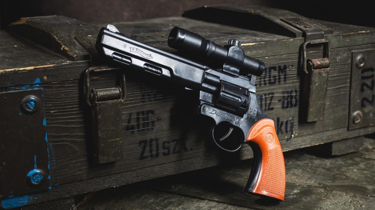 pistolet-na-kapiszony-spłonkę-PPS-E1M-17.jpg
